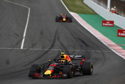 Max Verstappen, Red Bull Racing RB14, Daniel Ricciardo, Red Bull Racing RB14