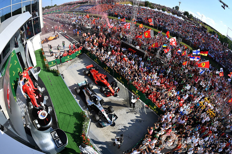 Podium: race winner Lewis Hamilton, Mercedes AMG F1, second place Sebastian Vettel, Ferrari, third place Kimi Raikkonen, Ferrari