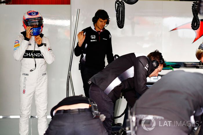 Nueva temporada, viejos fantasmas