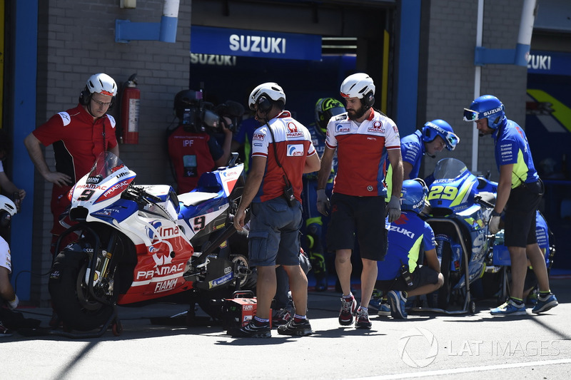 Pit lane