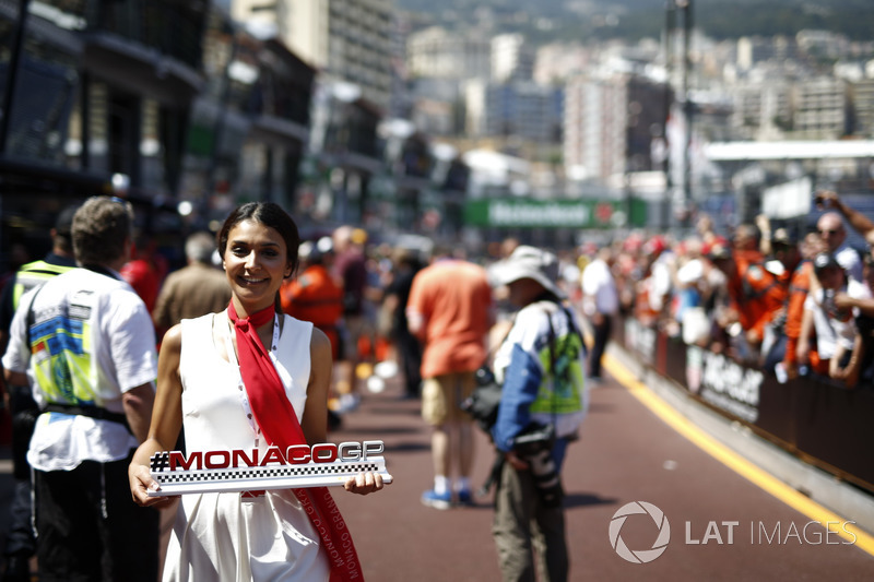 Monaco GP girl