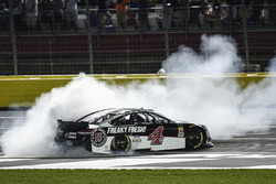 Kevin Harvick, Stewart-Haas Racing, Ford Fusion Jimmy John's, does a burnout after winning