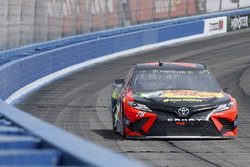 Martin Truex Jr., Furniture Row Racing, Toyota Camry Bass Pro Shops/5-hour ENERGY
