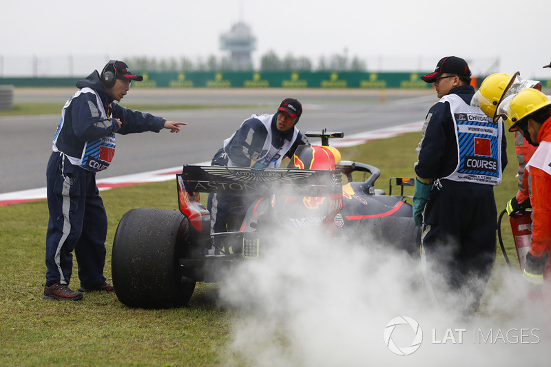 Daniel Ricciardo, Red Bull Racing terhenti di FP3