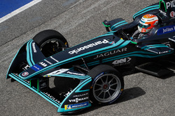 Nelson Piquet Jr., Jaguar Racing