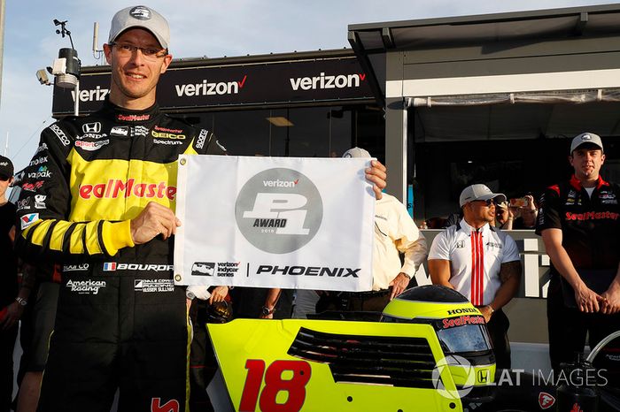 Ganador de la pole Sébastien Bourdais, Dale Coyne Racing with Vasser-Sullivan Honda