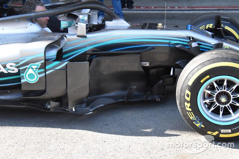 Mercedes-AMG F1 W09 detalle de los pontones