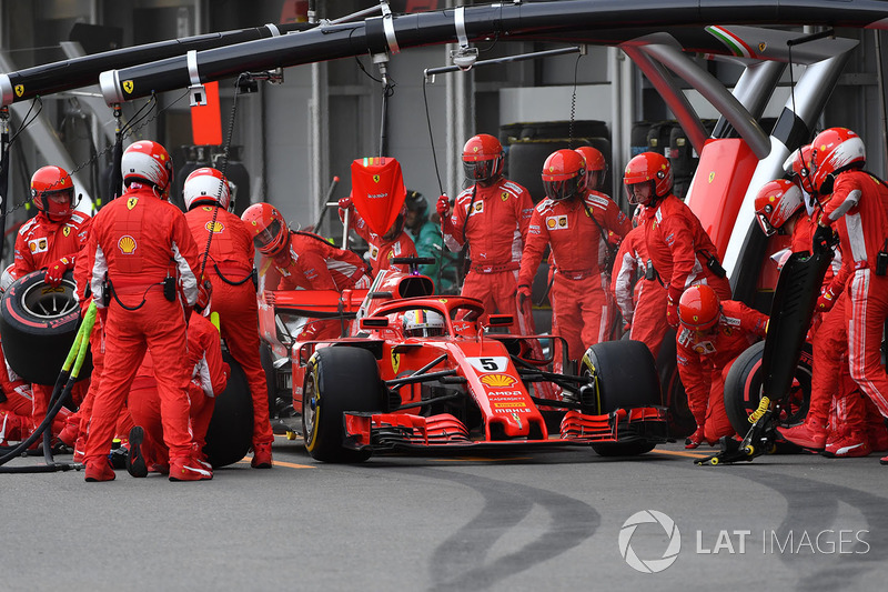 Sebastian Vettel, Ferrari SF71H Pit stop