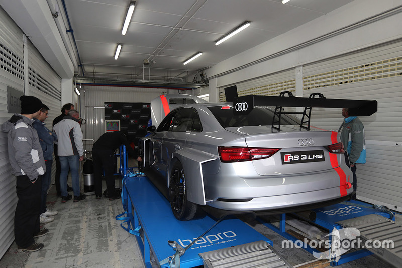 Audi RS3 LMS