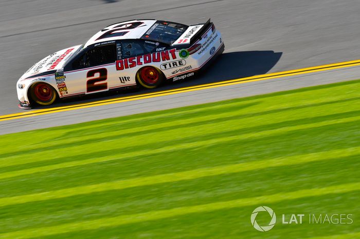 Brad Keselowski, Team Penske, Discount Tire Ford Fusion