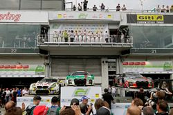 Podium : les vainqueurs #29 Audi Sport Team Land-Motorsport, Audi R8 LMS: Christopher Mies, Connor De Phillippi, Markus Winkelhock, Kelvin van der Linde, les deuxièmes, #98 Rowe Racing, BMW M6 GT3: Markus Palttala, Nicky Catsburg, Richard Westbrook, Alexander Sims, les troisièmes, #9 Audi Sport Team WRT, Audi R8 LMS: Nico Müller, Marcel Fässler, Robin Frijns, René Rast