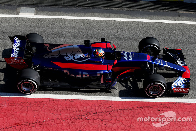 20: Carlos Sainz, Toro Rosso STR12, 1:23.540, mediums, day 3 (83 laps)