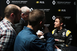 Jolyon Palmer, Renault Sport F1 Team avec les médias