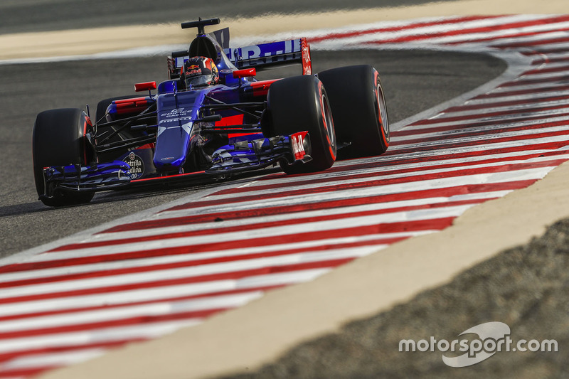11: Daniil Kvyat, Scuderia Toro Rosso STR12