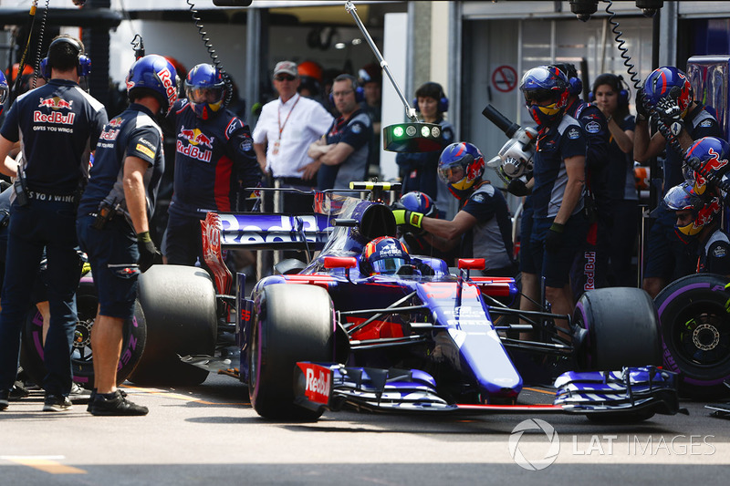Carlos Sainz Jr., Scuderia Toro Rosso STR12