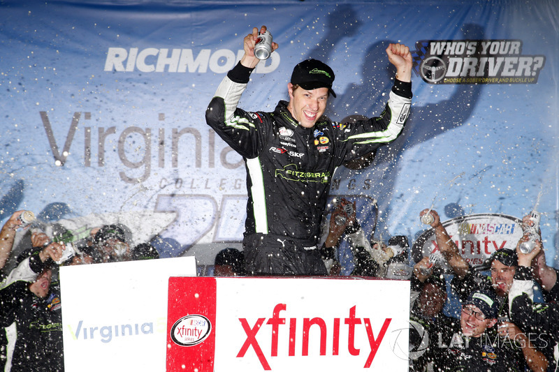 Ganador de la carrera Brad Keselowski, Team Penske Ford