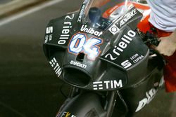 Новый обтекатель на мотоцикле Андреа Довициозо, Ducati Team