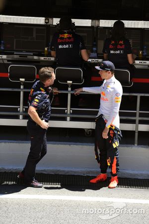 Руководитель Red Bull Racing Кристиан Хорнер, гонщик команды Макс Ферстаппен