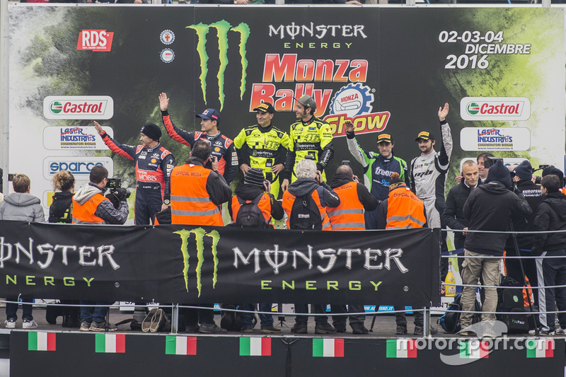 Podium: 1. Valentino Rossi, Carlo Cassina; 2. Daniel Sordo, Marc Marti; 3. Marco Bonanomi, Luigi Pir