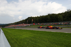Max Verstappen, Red Bull Racing RB13, Daniel Ricciardo, Red Bull Racing RB13 and Fernando Alonso, Mc