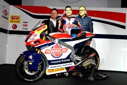 Fausto Gresini, Team Manager Federal Oil Gresini Moto2 and Jorge Navarro, Federal Oil Gresini Moto2 and guests