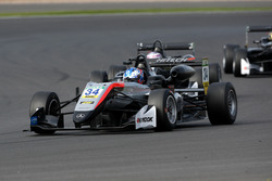 Jake Hughes, Hitech Grand Prix, Dallara F317 - Mercedes-Benz