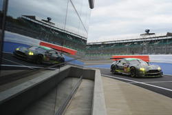 #98 Aston Martin Racing, Aston Martin Vantage: Paul Dalla Lana, Pedro Lamy, Mathias Lauda