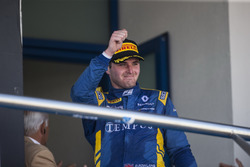 Oliver Rowland, DAMS sul podio