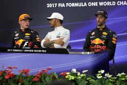 Max Verstappen, Red Bull Racing, Lewis Hamilton, Mercedes AMG F1 and Daniel Ricciardo, Red Bull Racing in the Press Conference