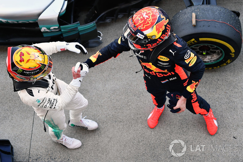 Race winner Lewis Hamilton, Mercedes AMG F1 celebrates in parc ferme with Max Verstappen, Red Bull R