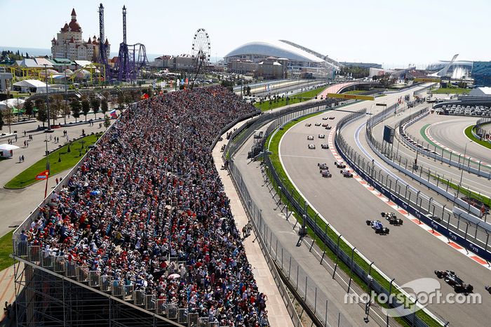 NO quieren dos carreras más cortas los fines de semana de gran premio