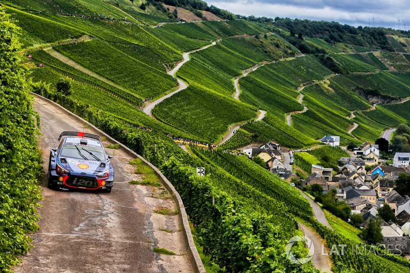 Thierry Neuville, Nicolas Gilsoul, Hyundai i20 WRC, Hyundai Motorsport