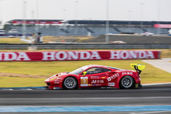 #3 DH Racing Ferrari 488GT3:Rino Mastronardi,Alex Riberas,Olivier Beretta