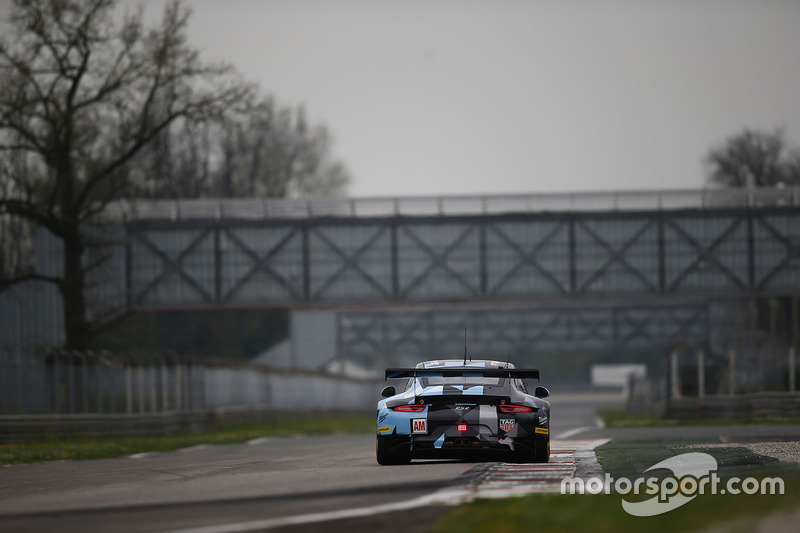 #77 Dempsey Proton Competition Porsche 911 RSR: Christian Ried, Matteo Cairoli, Marvin Dienst