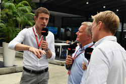 Paul di Resta, Sky Tv, Johnny Herbert, Sky TV e Simon Lazenby, Sky TV