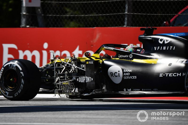El coche de Daniel Ricciardo, Renault F1 Team R.S.20, con parrillas aerodinámicas