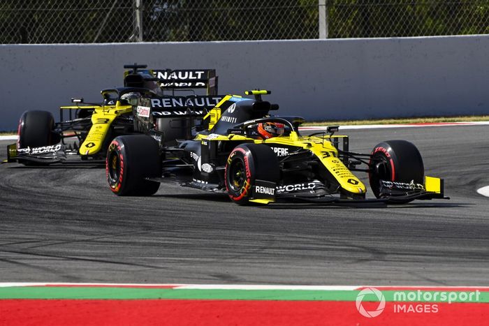 Esteban Ocon, Renault F1 Team R.S.20 y Daniel Ricciardo, Renault F1 Team R.S.20 