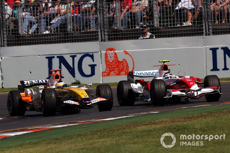 Giancarlo Fisichella, Renault R27, Jarno Trulli, Toyota TF107