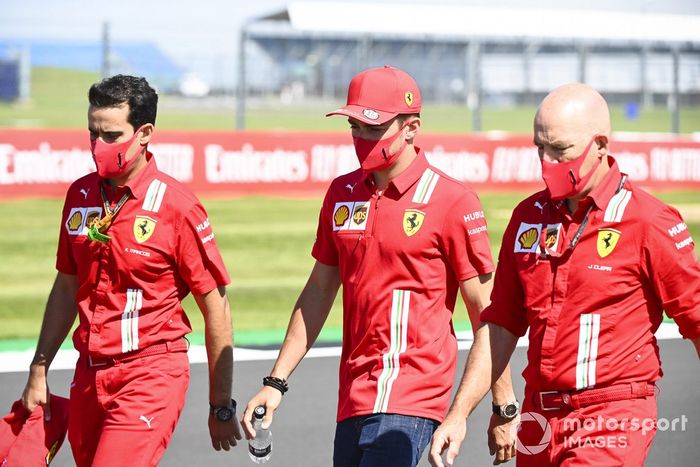 Charles Leclerc, Ferrari con sus ingenieros