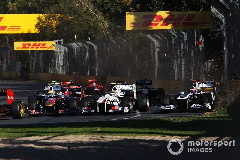 Rubens Barrichello, Williams FW33 sort de piste au départ