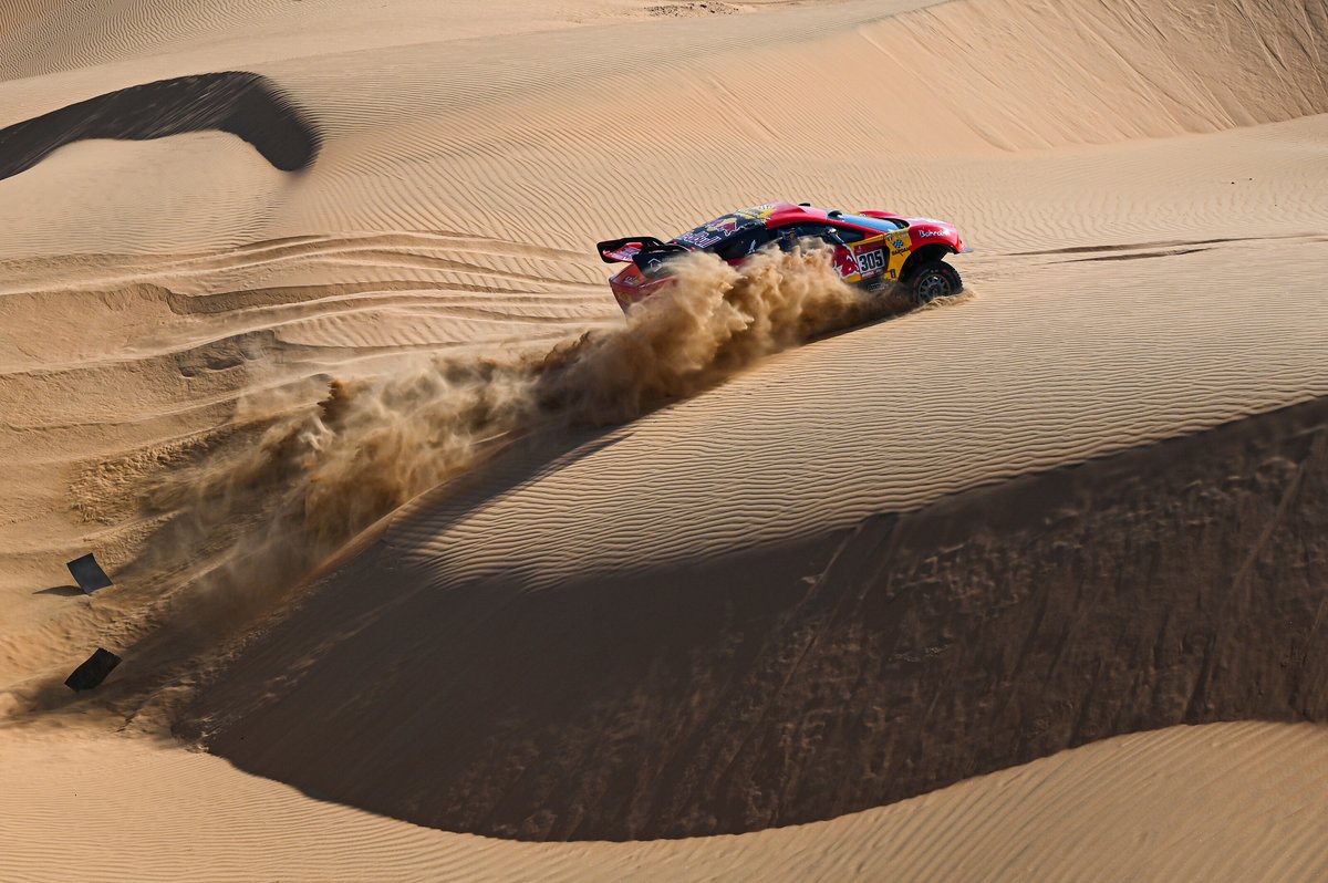 #305 Bahrain Raid Xtreme Hunter: Sebastien Loeb, Daniel Elena
