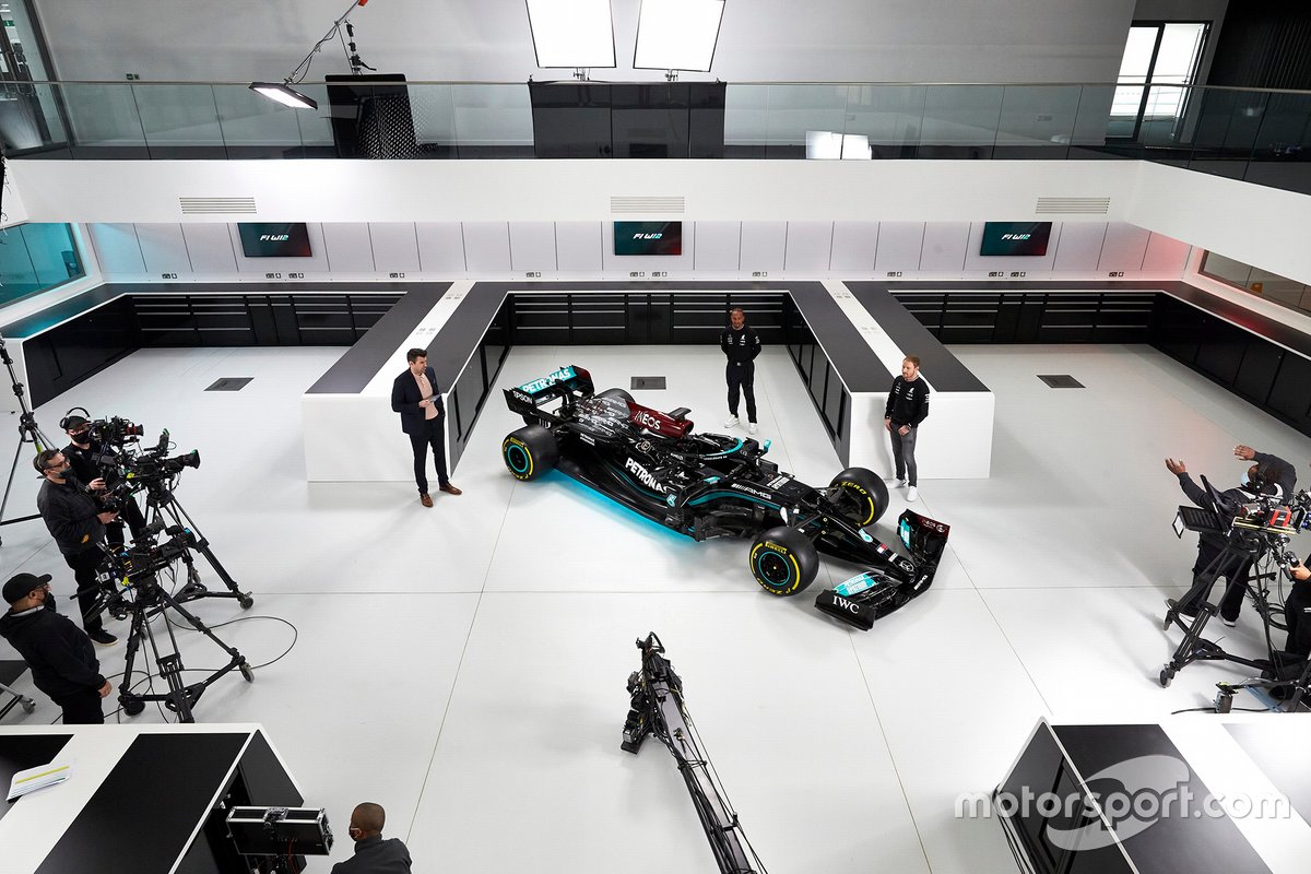 Mercedes AMG F1 W12