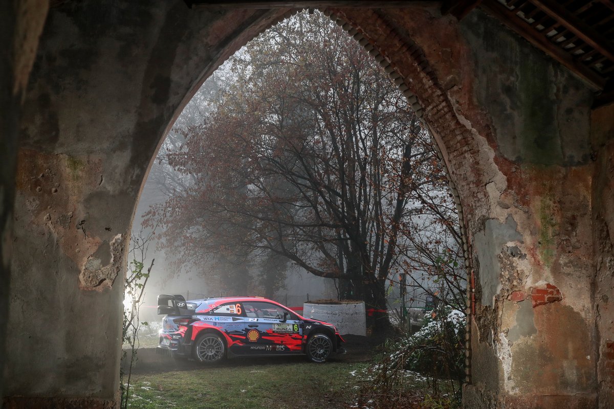 Dani Sordo, Carlos Del Barrio, Hyundai Motorsport Hyundai i20 Coupe WRC