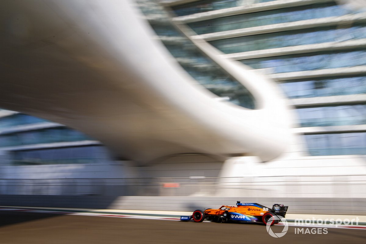 Carlos Sainz Jr., McLaren MCL35