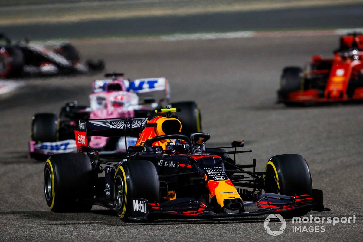Alex Albon, Red Bull Racing RB16, Sergio Pérez, Racing Point RP20, Sebastian Vettel, Ferrari SF1000