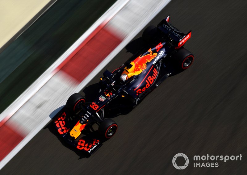 #33: Max Verstappen, Red Bull