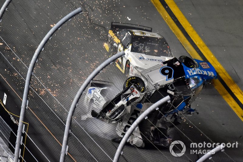 El accidente de Ryan Newman, Roush Fenway Racing, Ford Mustang Koch Industries