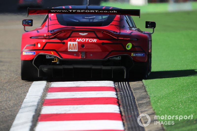 #90 TF Sport Aston Martin Vantage: Salih Yoluc, Charles Eastwood, Jonathan Adam