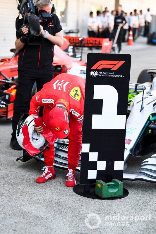 Sebastian Vettel, Ferrari, secondo classificato, al Parc Ferme