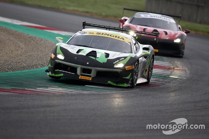 #128 Ferrari 488 Challenge, Gohm Motorsport: Christian Kinch